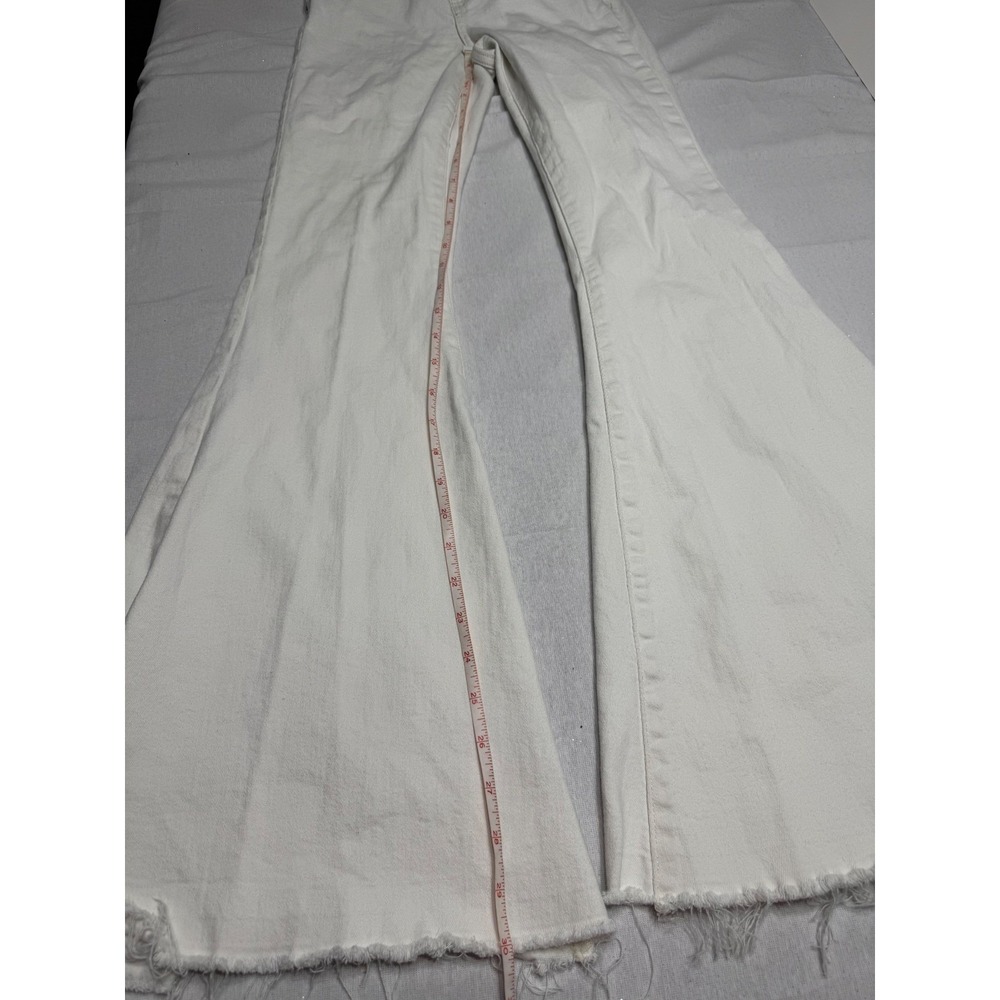 Forever 21 Premium White High Rise Button Fly Bell Bottom Flare Jeans Size 25 - Picture 2 of 6